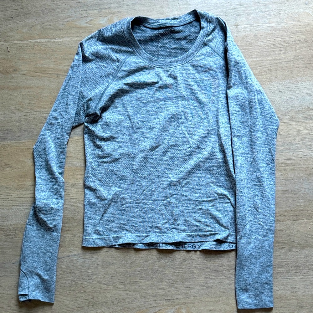 Lululemon swiftly tech long sleeve race length